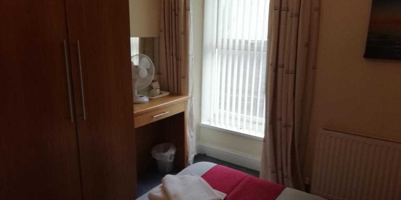 The Hope And Anchor Hotel Goodwick Luaran gambar